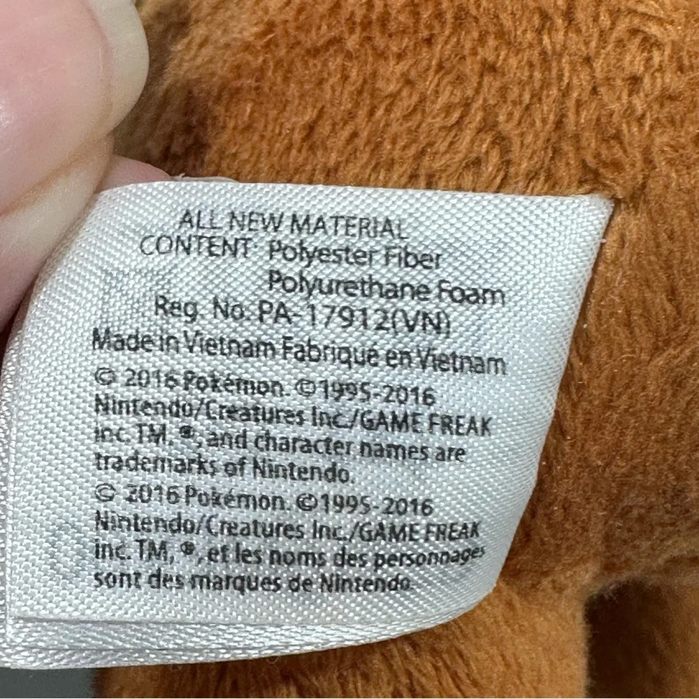 Pokémon Eevee Tomy Stuffed Animal Plush Toy 2016